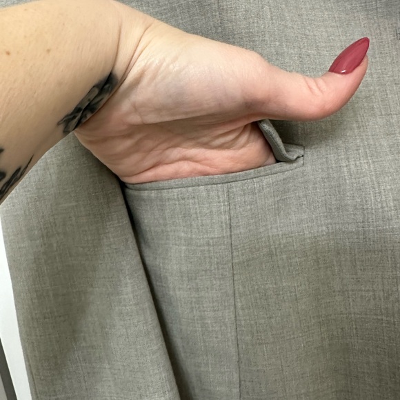 Gianni Bini light gray blazer Sz 8 #174 - Picture 3 of 6